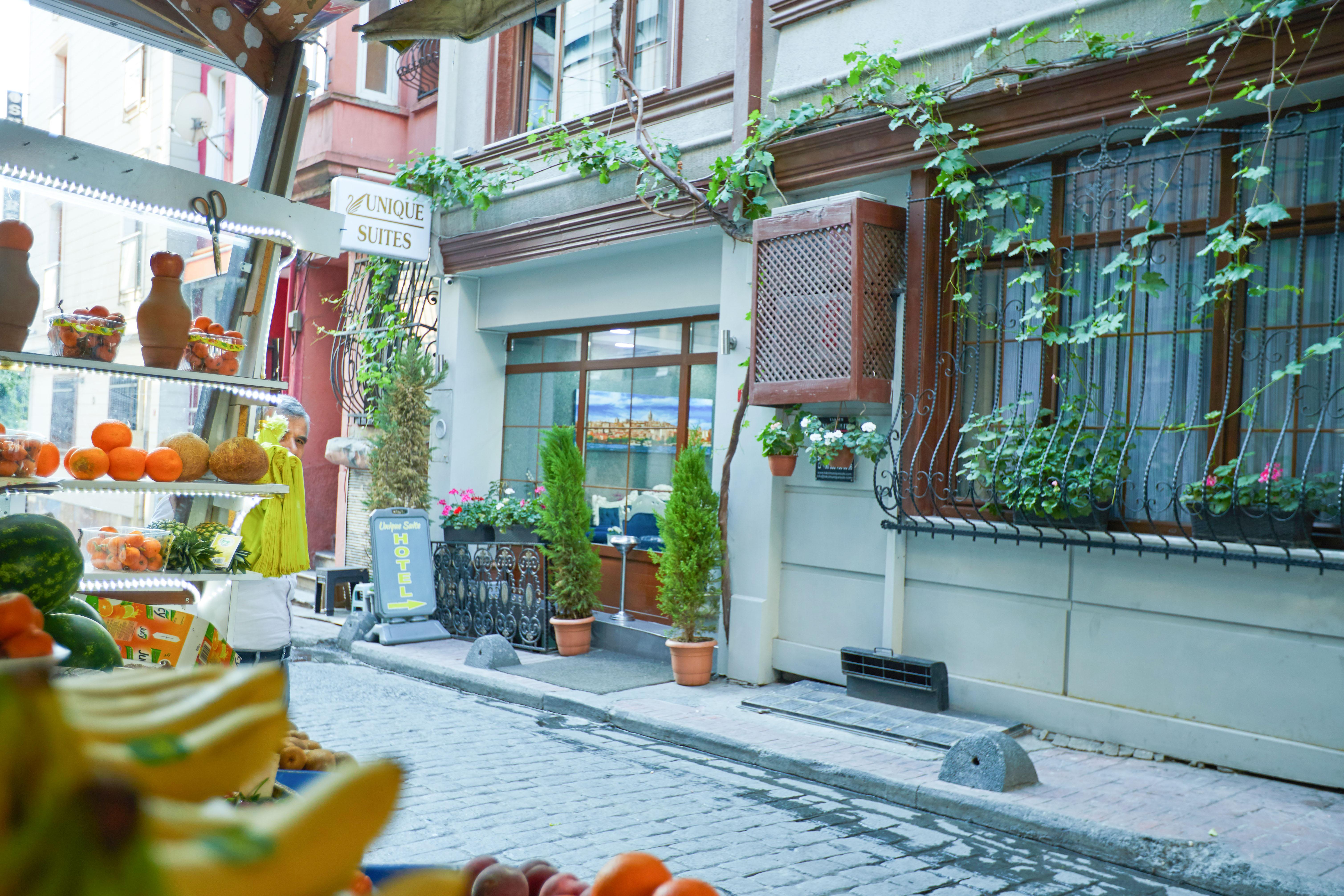 Unique Suite Hotel Истанбул Екстериор снимка