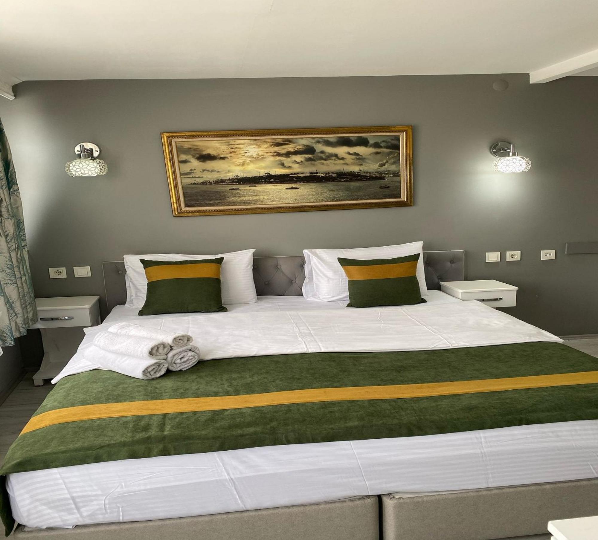 Unique Suite Hotel Истанбул Екстериор снимка