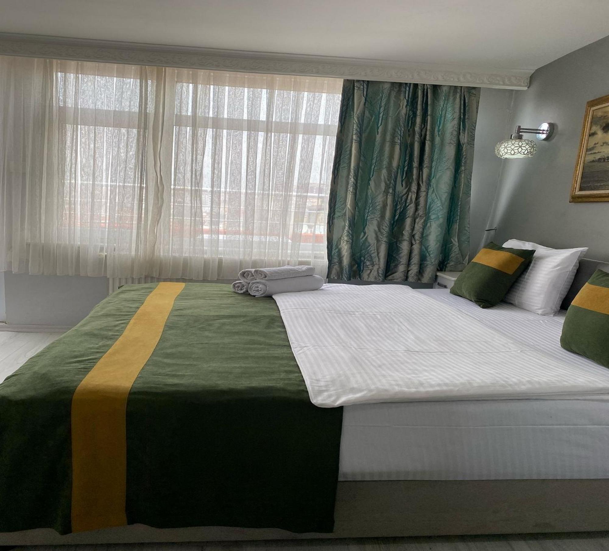 Unique Suite Hotel Истанбул Екстериор снимка