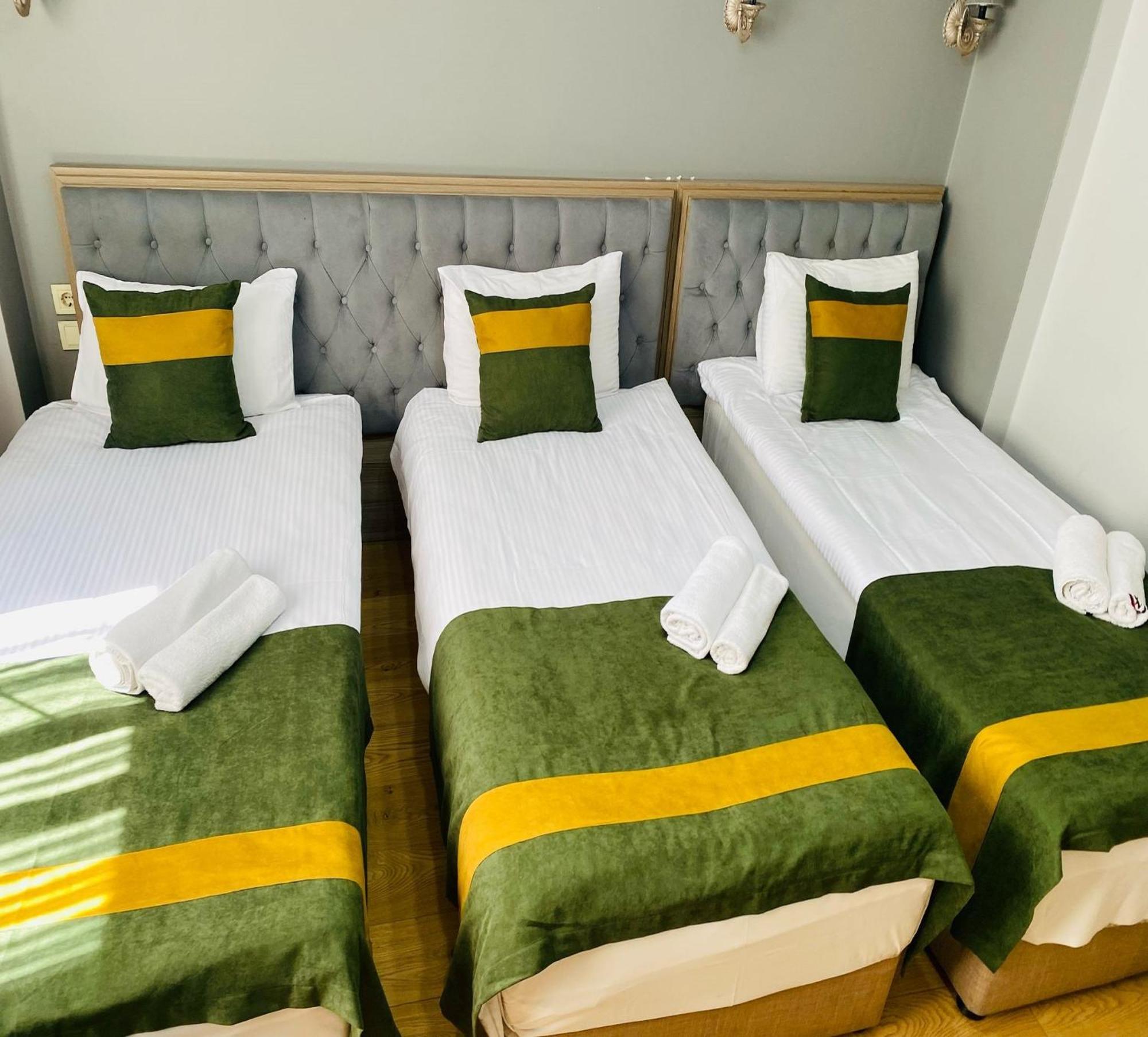 Unique Suite Hotel Истанбул Екстериор снимка